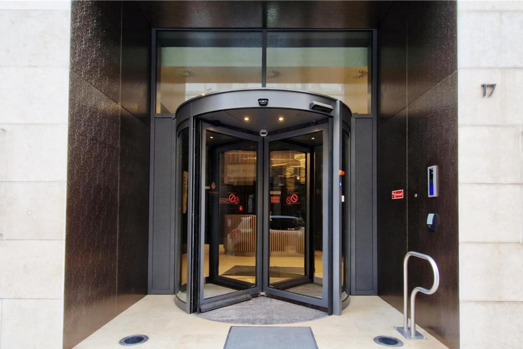 2Budapest Eye-Freegym And Sauna Luxury Home Exterior foto